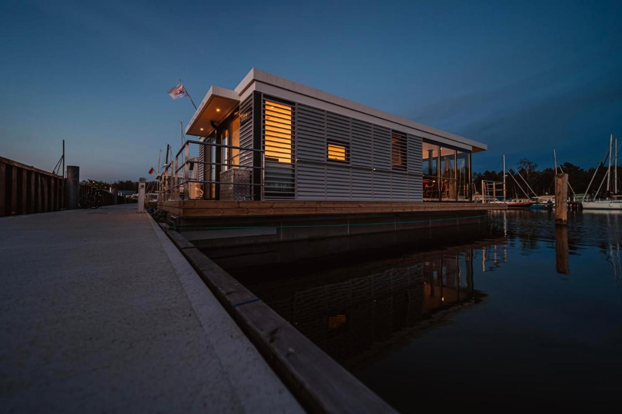 Floatinghouses Peenemuende Exterior photo
